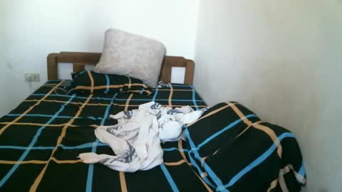 Snapshot of newest_star69 chatting on 03/02/25, 07:43 Lucy Pearl online show from 03/02/25, 07:43