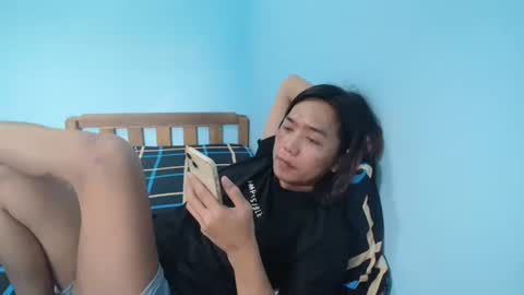 Snapshot of newest_star69 chatting on 09/17/25, 12:45 Lucy Pearl online show from 09/17/25, 12:45