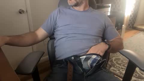 Snapshot of newguy_097 chatting on 11/05/25, 08:53 newguy_097 online show from 11/05/25, 08:53