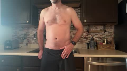 Snapshot of newguy_097 chatting on 11/19/25, 11:38 newguy_097 online show from 11/19/25, 11:38