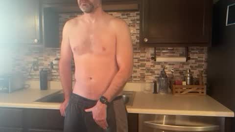 Snapshot of newguy_097 chatting on 12/14/25, 02:55 newguy_097 online show from 12/14/25, 02:55