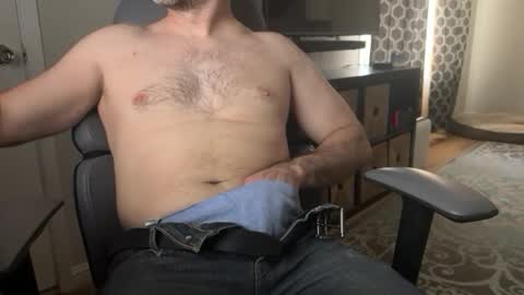 Snapshot of newguy_097 chatting on 01/14/26, 09:42 newguy_097 online show from 01/14/26, 09:42