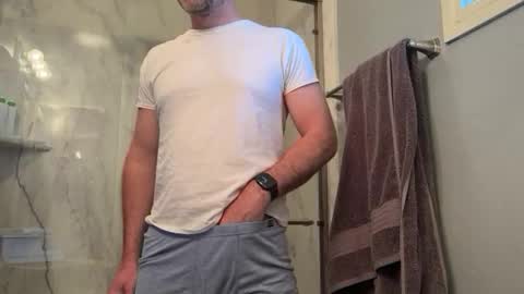 Snapshot of newguy_097 chatting on 02/07/26, 09:29 newguy_097 online show from 02/07/26, 09:29