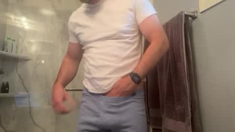 Snapshot of newguy_097 chatting on 02/11/26, 10:59 newguy_097 online show from 02/11/26, 10:59