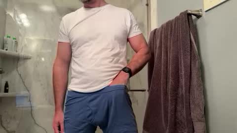 Snapshot of newguy_097 chatting on 02/14/26, 02:14 newguy_097 online show from 02/14/26, 02:14