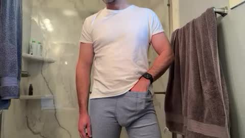 Snapshot of newguy_097 chatting on 02/15/26, 03:09 newguy_097 online show from 02/15/26, 03:09