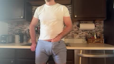 Snapshot of newguy_097 chatting on 03/05/26, 12:17 newguy_097 online show from 03/05/26, 12:17