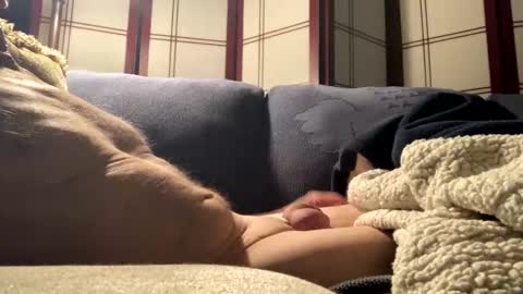 Snapshot of newgyb90172 chatting on 12/19/25, 03:24 Newgyb90172 online show from 12/19/25, 03:24