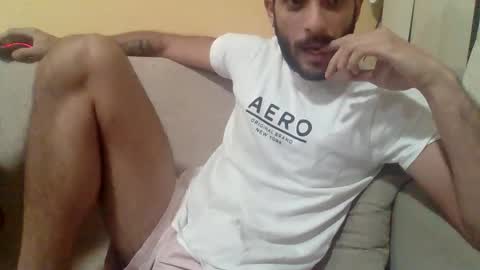 Snapshot of newt_easy chatting on 05/02/26, 11:10 Lucena BR online show from 05/02/26, 11:10