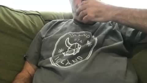 Snapshot of newtman68 chatting on 10/18/25, 02:40 newtman68 online show from 10/18/25, 02:40