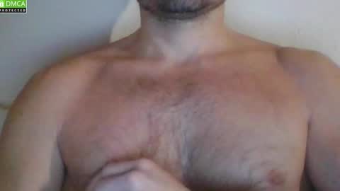 Snapshot of newtyguy90 chatting on 12/15/25, 10:08 newtyguy90 online show from 12/15/25, 10:08
