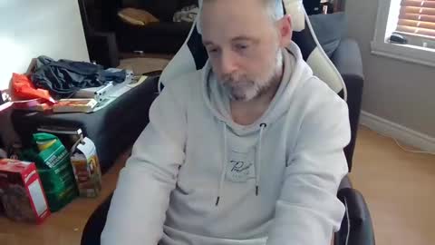 Snapshot of newvvorld chatting on 01/26/25, 07:31 NewWorld online show from 01/26/25, 07:31