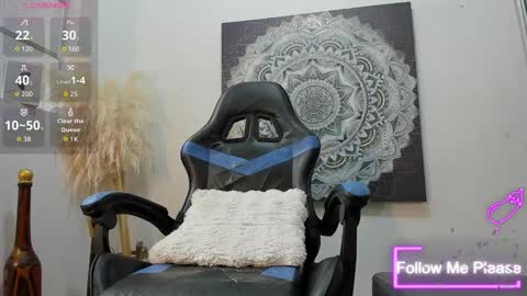 Snapshot of nextboywell1 chatting on 02/23/26, 12:57 Yeison online show from 02/23/26, 12:57