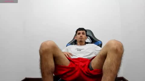 Snapshot of nextboywell1 chatting on 02/26/26, 07:24 Yeison online show from 02/26/26, 07:24