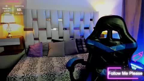 Snapshot of nextboywell1 chatting on 03/13/26, 03:13 Yeison online show from 03/13/26, 03:13