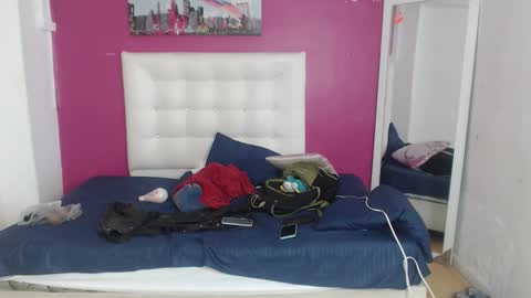 nextdoor_fantasy online show from 12/05/25, 03:37