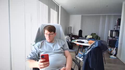 Snapshot of nextgenerationdave100 chatting on 09/19/25, 01:34 nextgenerationdave100 online show from 09/19/25, 01:34