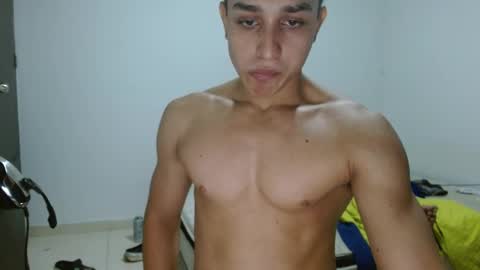 Snapshot of ney_quiroz chatting on 10/25/25, 06:32 ney hotman online show from 10/25/25, 06:32