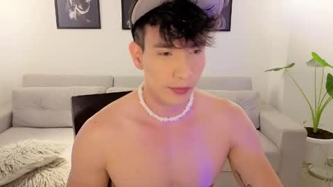   online show from 06/08/26, 09:37
