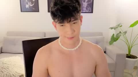   online show from 06/29/26, 08:31