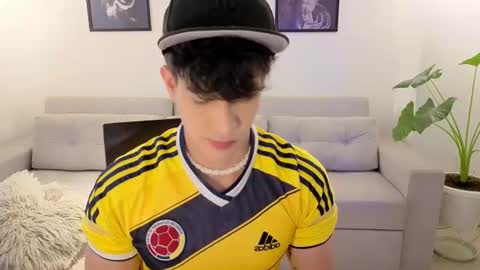   online show from 07/07/26, 08:57