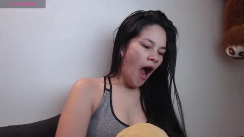 Snapshot of nezuko_sweet chatting on 12/26/24, 08:39 nezuko_sweet online show from 12/26/24, 08:39
