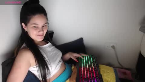 Snapshot of nezuko_sweet chatting on 03/06/25, 08:19 nezuko_sweet online show from 03/06/25, 08:19