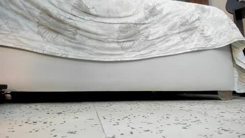 Snapshot of nezukokamado1_ chatting on 01/18/25, 04:10 Milena online show from 01/18/25, 04:10