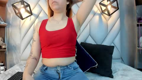 Snapshot of nezukokamado1_ chatting on 02/03/25, 01:51 Milena online show from 02/03/25, 01:51