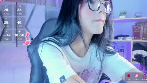 nezukoo_1 online show from 06/19/26, 09:29