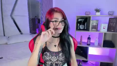 nezukoo_1 online show from 07/09/26, 08:57
