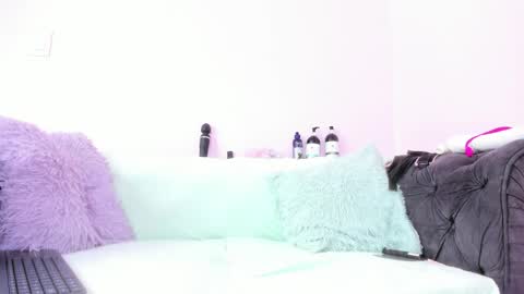 nezzukoo online show from 05/13/26, 07:22