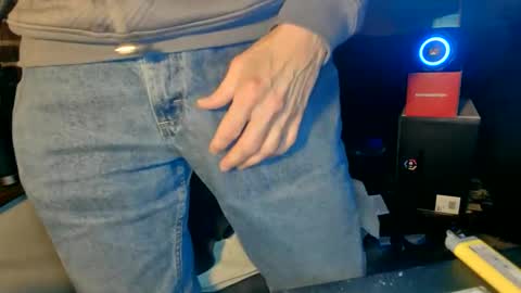 Snapshot of nfgwholoves2cum chatting on 03/21/26, 12:59 NFG Nice Friendly Guy Dick online show from 03/21/26, 12:59