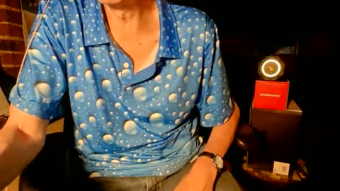 Snapshot of nfgwholoves2cum chatting on 04/13/26, 01:22 NFG Nice Friendly Guy Dick online show from 04/13/26, 01:22