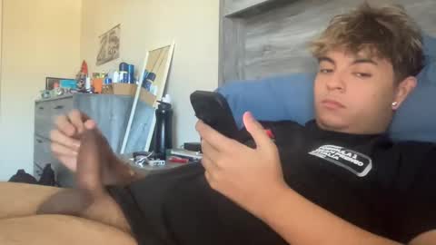 Snapshot of ngs04 chatting on 01/11/25, 09:46 ngs04 online show from 01/11/25, 09:46