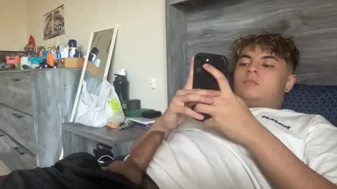 Snapshot of ngs04 chatting on 02/15/25, 08:01 ngs04 online show from 02/15/25, 08:01