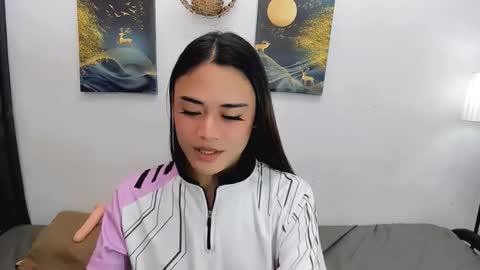 hottie nicole online show from 11/16/25, 12:27