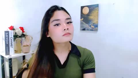 hottie nicole online show from 04/19/26, 12:54