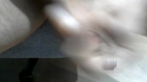Snapshot of ni983 chatting on 07/10/26, 04:42 ni983 online show from 07/10/26, 04:42