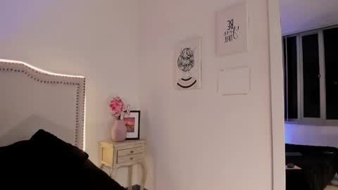 Nia Malkova online show from 05/05/26, 09:06