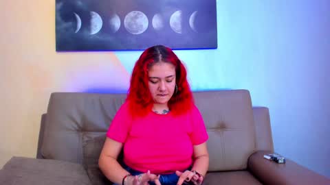 Snapshot of nia_stark chatting on 12/30/24, 03:02 Estefani online show from 12/30/24, 03:02