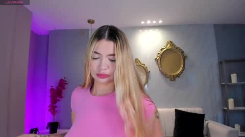 SQUIRTER DOLL    online show from 04/20/26, 05:37