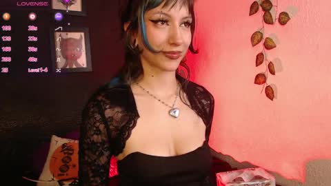 Snapshot of niakat_ chatting on 06/04/26, 07:47 niakat online show from 06/04/26, 07:47