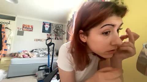 Snapshot of niarosemaryy chatting on 03/17/26, 12:08 niarosemaryy online show from 03/17/26, 12:08