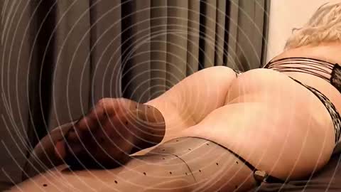 Snapshot of niatonoori chatting on 01/31/26, 07:11 Kim online show from 01/31/26, 07:11