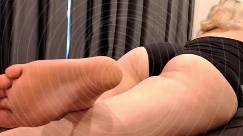 Snapshot of niatonoori chatting on 02/02/26, 11:58 Kim online show from 02/02/26, 11:58