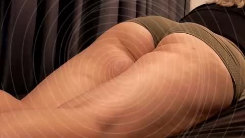 Snapshot of niatonoori chatting on 02/20/26, 11:38 Kim online show from 02/20/26, 11:38