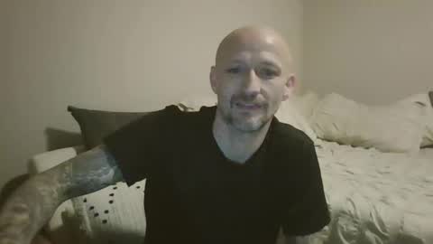 Snapshot of niatsum chatting on 03/30/26, 06:58 niatsum online show from 03/30/26, 06:58