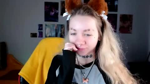 nica_kawaii online show from 04/27/26, 06:22