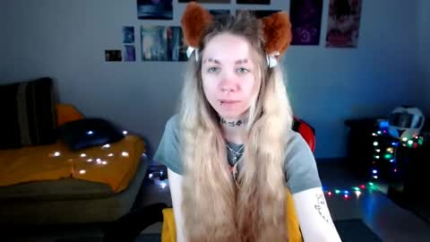 nica_kawaii online show from 05/15/26, 01:29